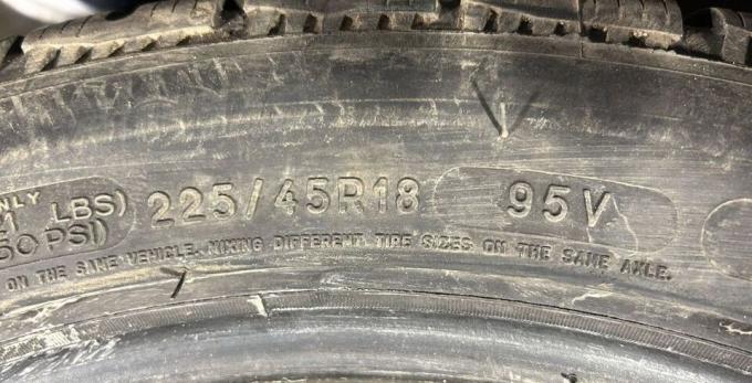 Michelin Pilot Alpin PA4 225/45 R18 95V