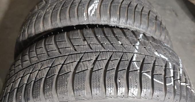 Bridgestone Blizzak LM-001 195/55 R16 87T