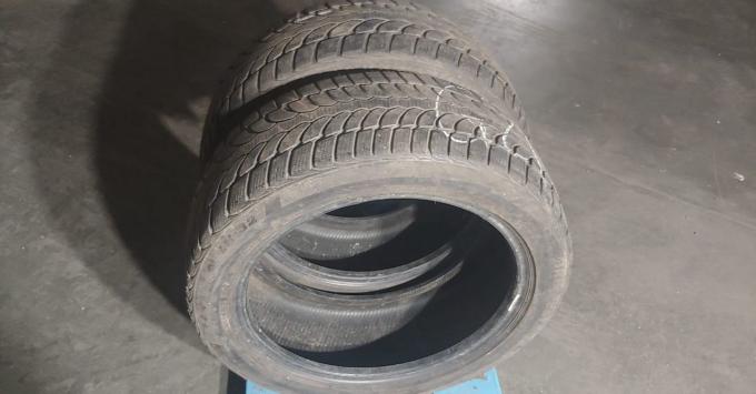 Bridgestone Blizzak LM-32 245/45 R18 100V