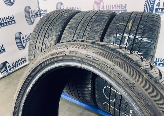 Bridgestone Blizzak LM-001 225/40 R18 92V