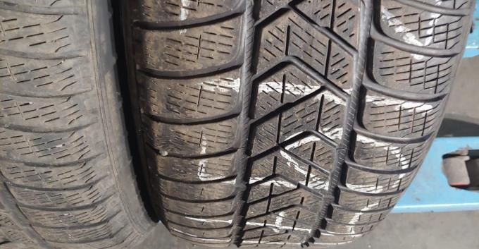 Pirelli Scorpion Winter 255/55 R19 107V