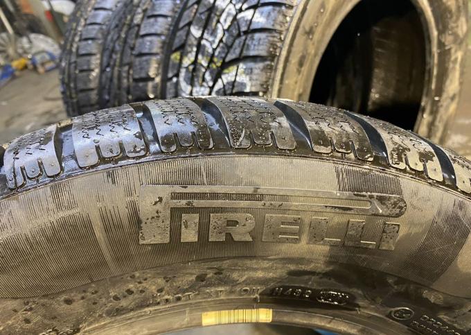 Pirelli Winter Sottozero 210 Serie II 225/60 R16 98H