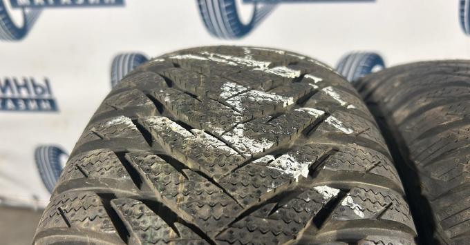 Goodyear UltraGrip 8 205/60 R15 91T