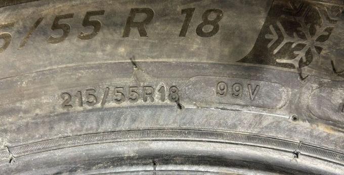 Michelin Pilot Alpin 5 215/55 R18 99V