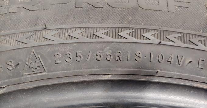 Nokian Tyres Weatherproof SUV 235/55 R18 104V