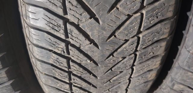 Goodyear UltraGrip+ SUV 255/60 R18 112H