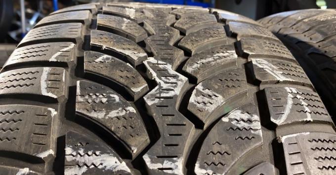 Bridgestone Blizzak LM-80 255/55 R18 109V