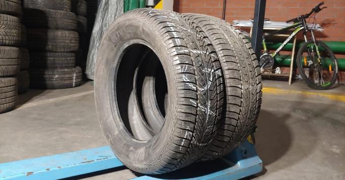 Goodyear UltraGrip 8 Performance 235/60 R16 100H