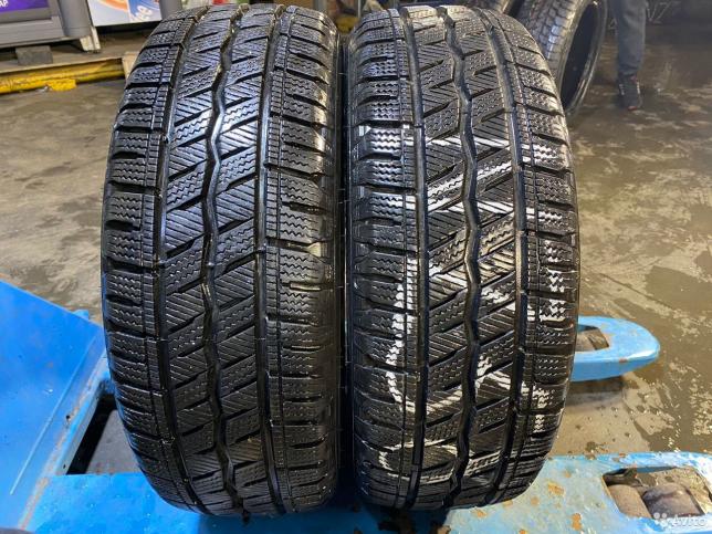 Hankook Winter I'Cept LV RW12 215/60 R17C 109T