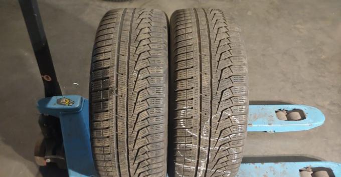 Hankook Winter I'Cept Evo2 W320A SUV 235/50 R19 103V