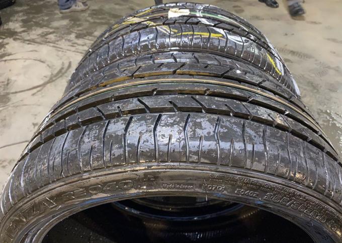 Bridgestone Potenza RE040 255/35 R18 90Y