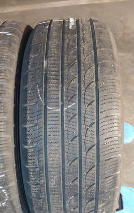 Imperial Snowdragon 3 235/60 R17 102H