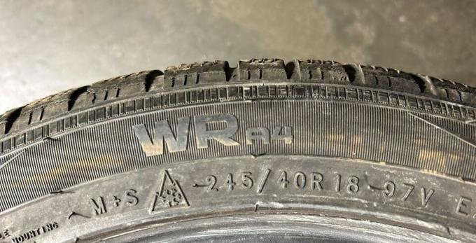 Nokian Tyres WR A4 245/40 R18 97V