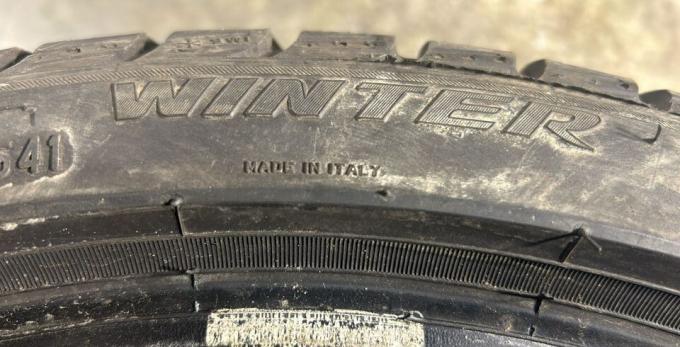 Pirelli Winter Sottozero 3 225/40 R18 92H