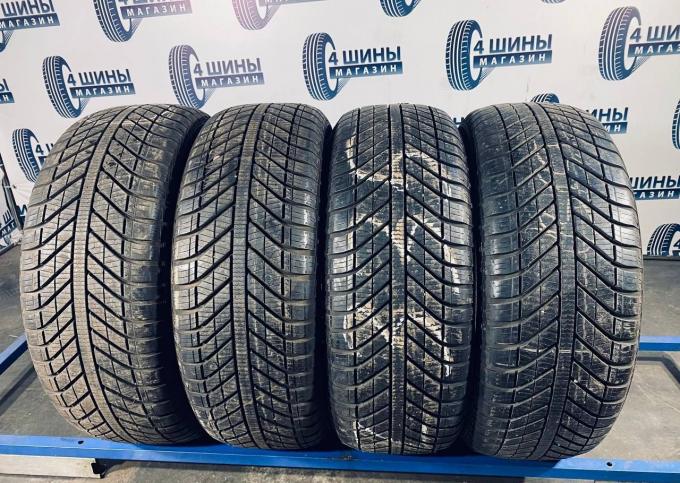 Goodyear Vector 4Seasons 205/50 R17 89V