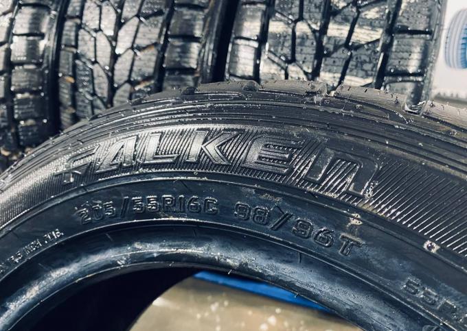 Falken Eurowinter HS-437 Van 205/55 R16C 98T