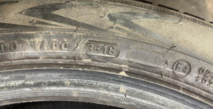 Nokian Tyres WR D4 205/50 R17 93V