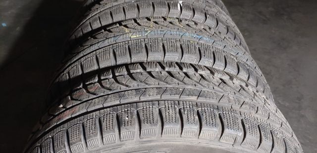 Dunlop SP Winter Response 185/60 R15 88T