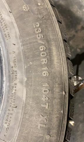 Kumho I'Zen KW22 235/60 R16 104T