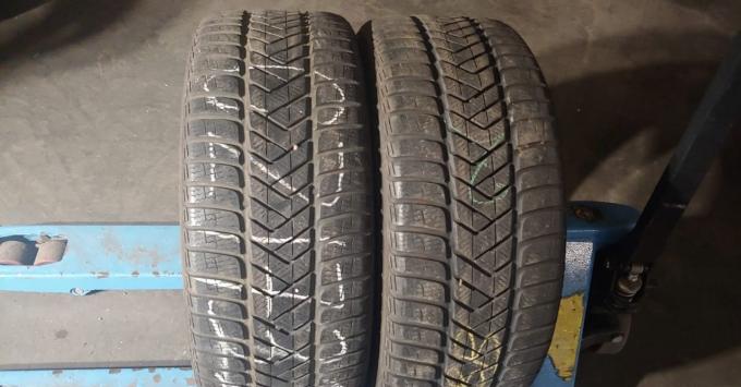 Pirelli Winter Sottozero 3 245/45 R18 100V