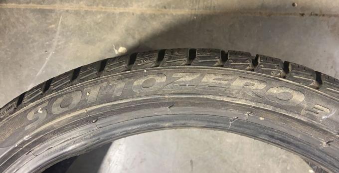 Pirelli Winter Sottozero 3 235/35 R19 91V