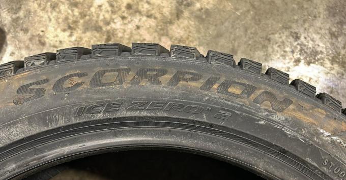 Pirelli Scorpion Ice Zero 2 255/45 R20 105H