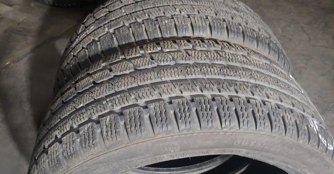 Kumho I'Zen KW27 225/45 R18 95V