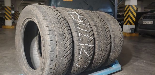 Goodyear UltraGrip+ SUV 255/60 R18 112H