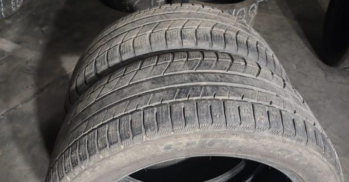 Toyo Snowprox S954 245/45 R18 100V