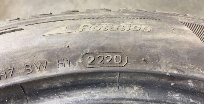 Hankook Winter I'Cept Evo 3 W330 245/45 R19 102V