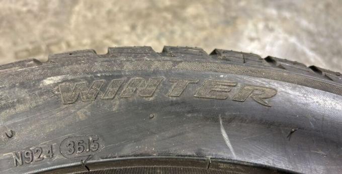 Pirelli Winter Sottozero 3 225/50 R17 94H