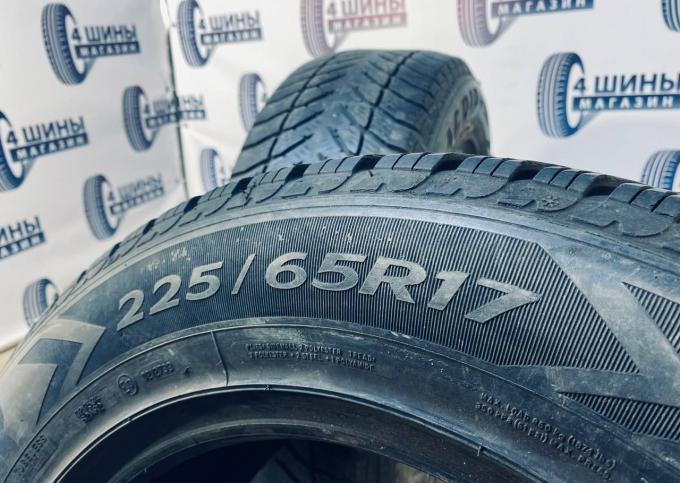 Goodyear UltraGrip+ SUV 225/65 R17 102H