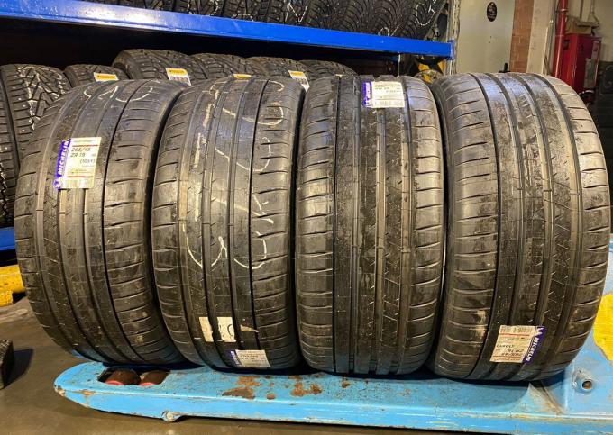 Michelin Pilot Sport 4 265/45 R19 105Y