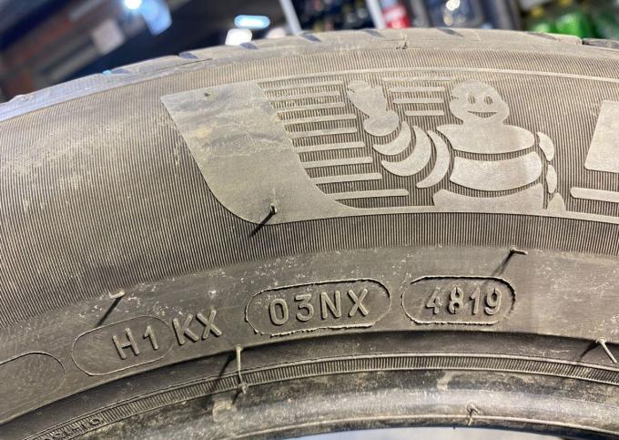 Michelin Primacy 4 215/60 R17 96H