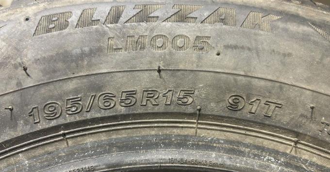 Bridgestone Blizzak LM-005 195/65 R15 91T