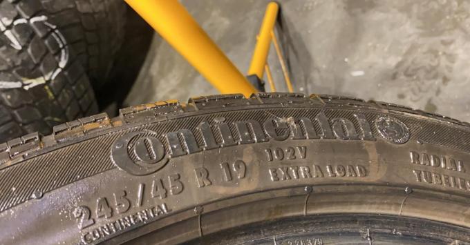 Continental ContiWinterContact TS 810 245/45 R19 102V