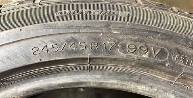 Michelin Pilot Alpin PA3 245/45 R17 99V