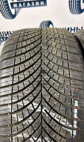 Goodyear Vector 4Seasons Gen-3 225/40 R18 92Y