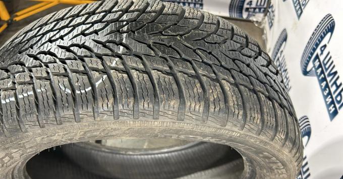 Nokian Tyres WR Snowproof 225/50 R17 98H