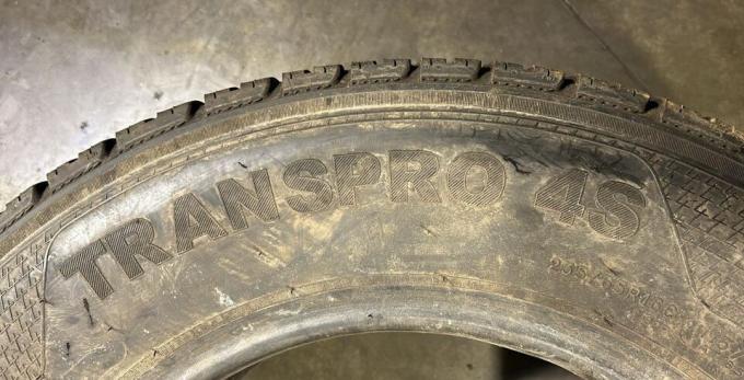 Kleber Transpro 4S 235/65 R16C 115R