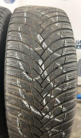 Firestone Winterhawk 4 225/60 R17 99H