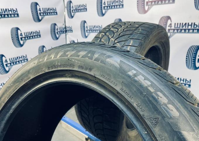 Bridgestone Blizzak LM-32 255/45 R18 103V