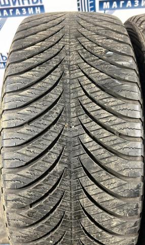 Goodyear Vector 4Seasons Gen-2 225/55 R17 97V