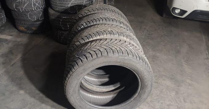 Nokian Tyres Weatherproof SUV 235/55 R18 104V