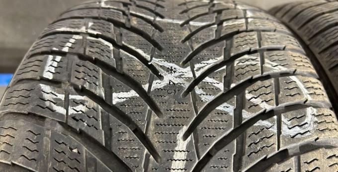 Nokian Tyres WR Snowproof P 235/40 R18 95V