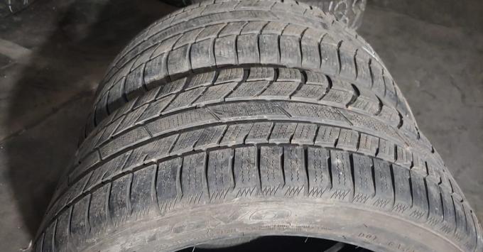 Toyo Snowprox S954 245/40 R18 97V