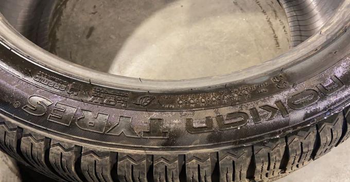 Nokian Tyres WR SUV 4 265/45 R21 108V