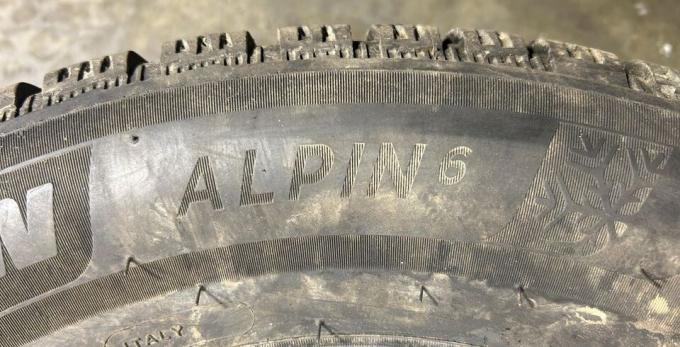 Michelin Alpin 6 195/65 R15 91T