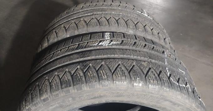 Michelin Pilot Alpin PA3 245/45 R18 100V