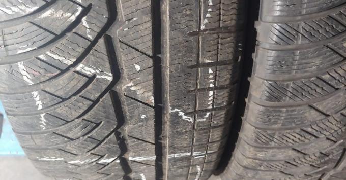 Michelin Pilot Alpin PA4 255/45 R18 103V